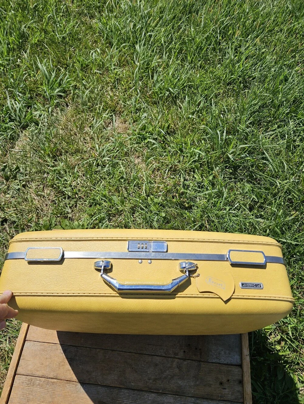 VINTAGE 70s MCM American Tourister Escort Suitcase Yellow Hardshell Luggage